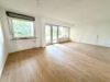 top sanierte ETW mit Balkon und Garage! - Wohnzimmer